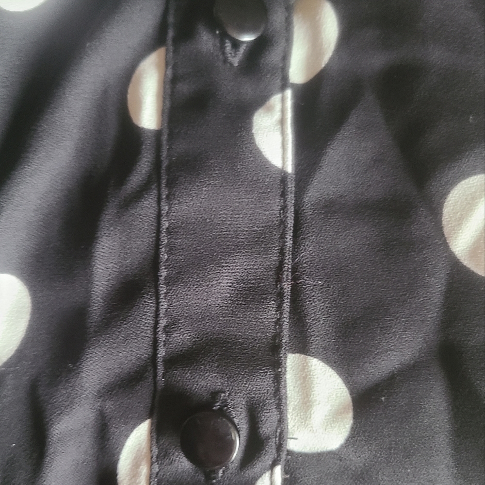 08 Relativity Button Down - Picture 8 of 13
